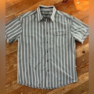 KUHL Eluxur Men's Striped Button Down Hiking Fishing Shirt